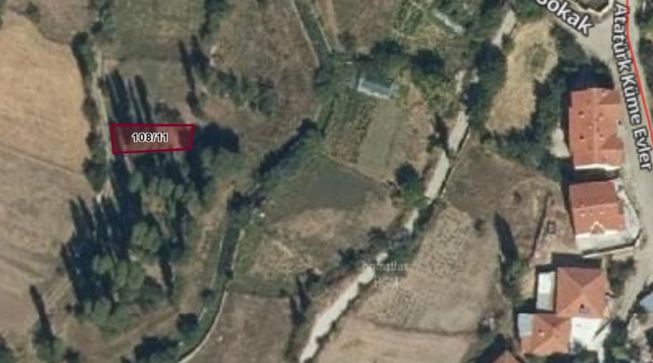 AFYONKARAHİSAR HOCALAR YEŞİLHİSAR KÖYÜNDE 174M² TARLAMIZ SATILIK - AFYONKARAHİSAR HOCALAR fotoğraf 8
